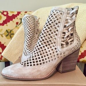 Coconuts by Matisse Mosey bootie